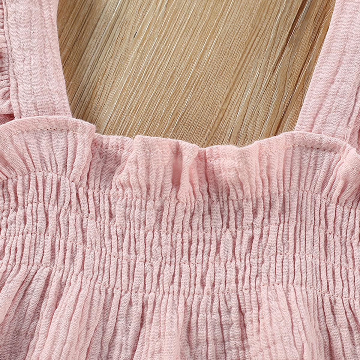 Conjunto Verano Bebé – Top de Tirantes + Pantalón Corto | Suavidad, Estilo y Libertad para su Primer Verano